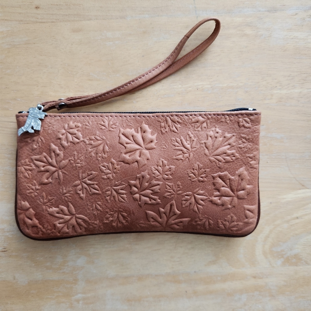 Spirt of the wild wristlet